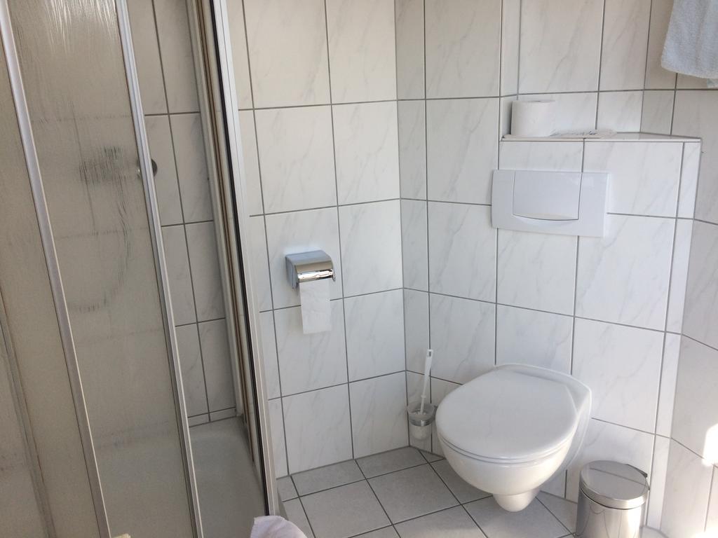 Moselhotel Lesura Lieser Ngoại thất bức ảnh