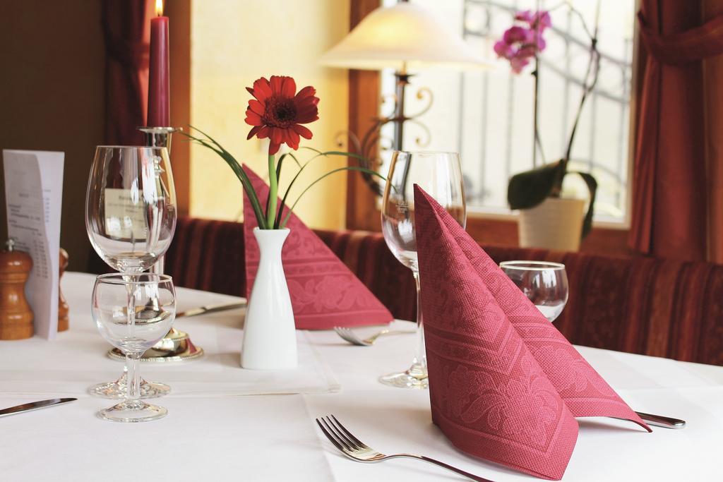 Moselhotel Lesura Lieser Ngoại thất bức ảnh